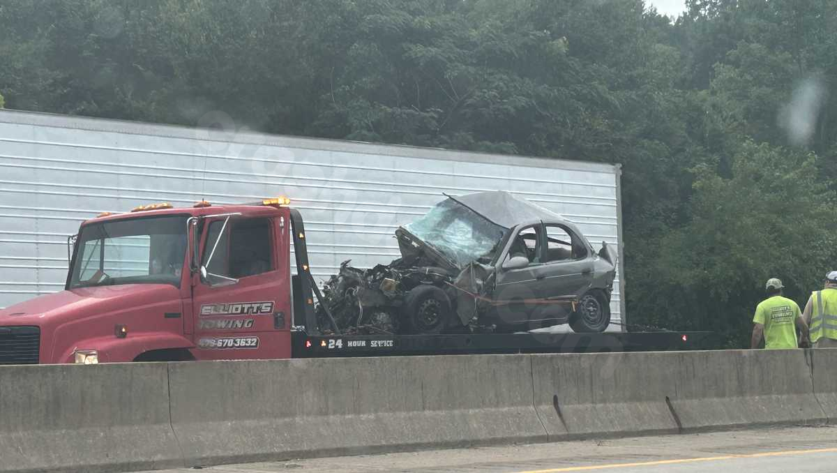 Two-vehicle crash cleared on I-49 near Mountainburg