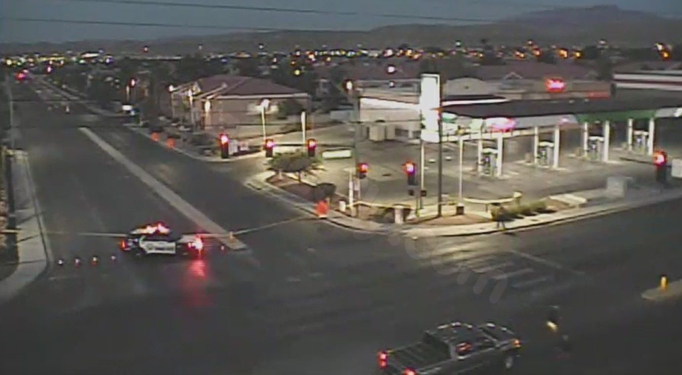 Pedestrian killed in hit-and-run crash at west Las Vegas intersection: Police