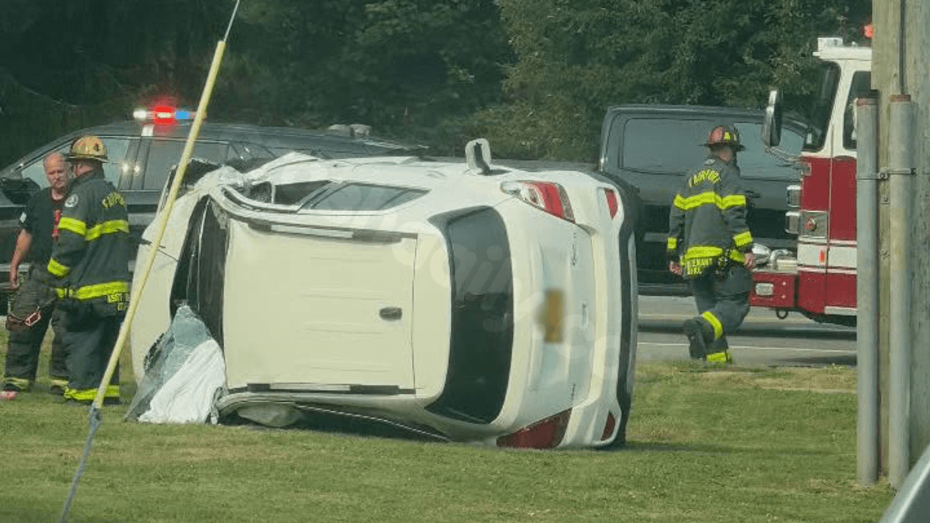1 hurt in Perinton rollover crash