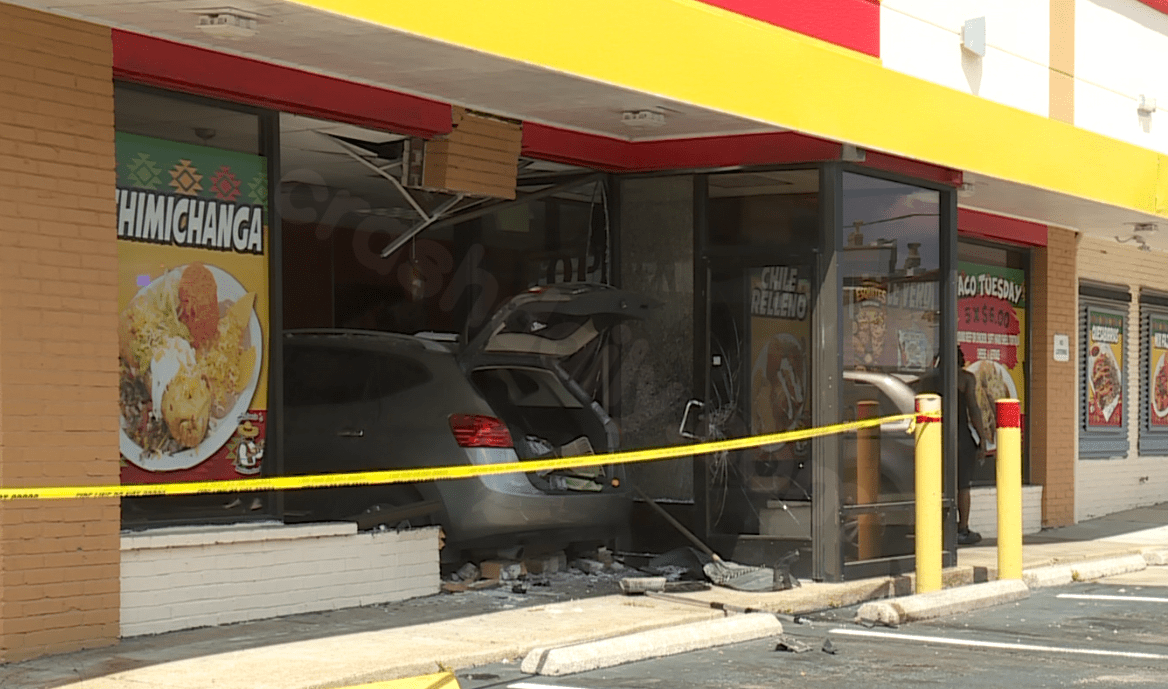 Car crashes into Mexican food restaurant in south St. Louis