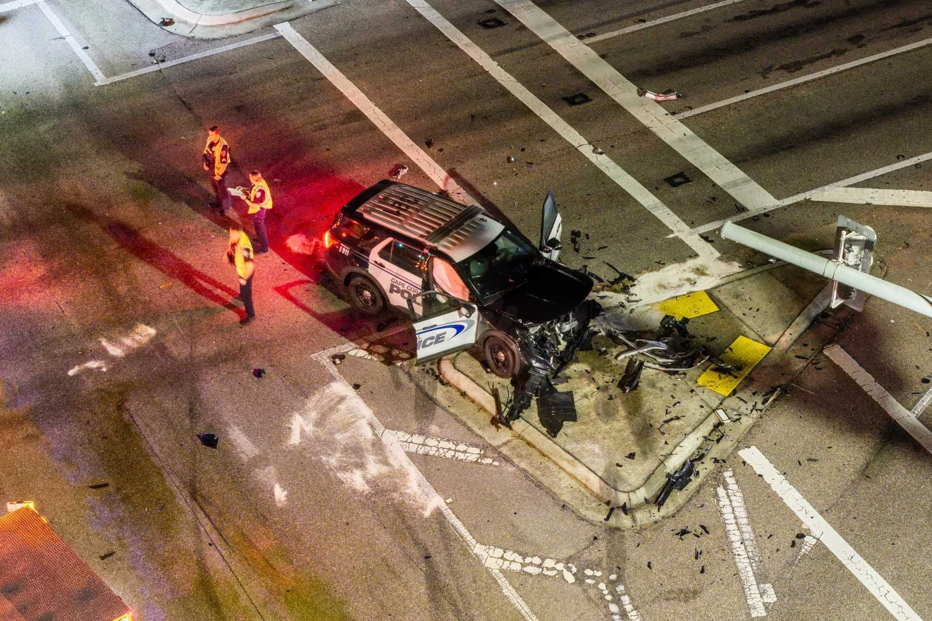 1 injured in crash involving Cape Coral police vehicle
