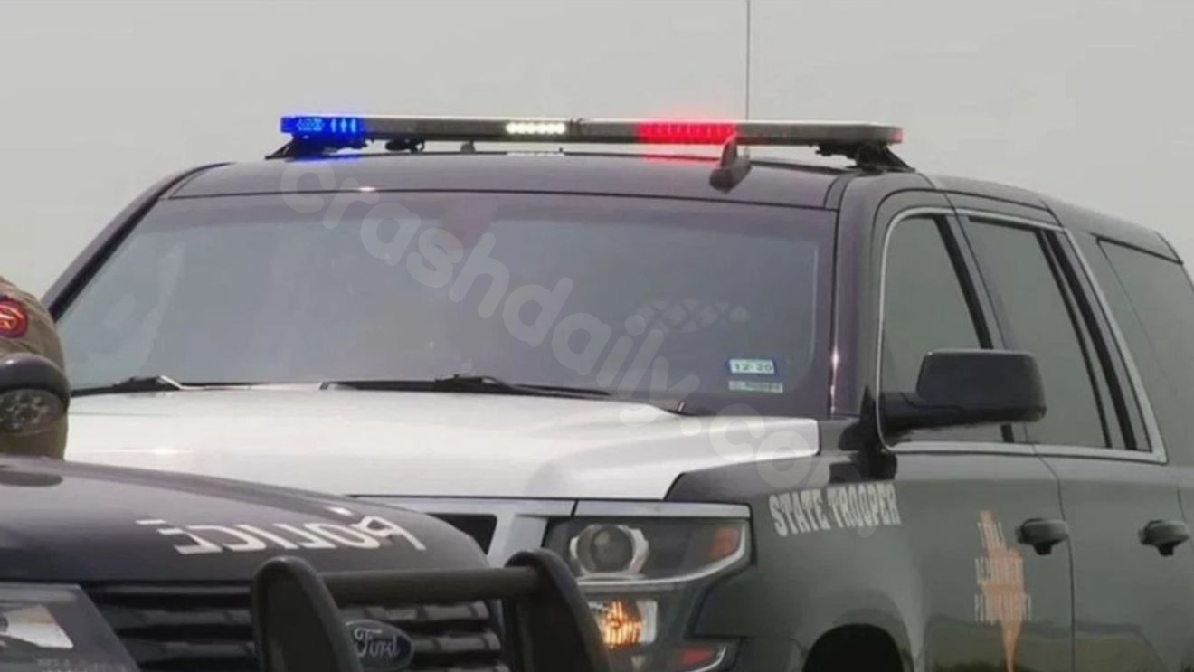 2 killed after pickup overturns in crash with semi on Interstate 20 near Merkel