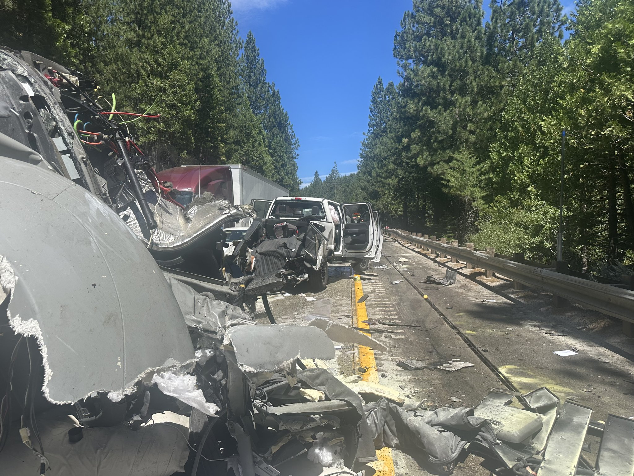 Multi-vehicle crash closes westbound I-80 near Baxter in Placer County
