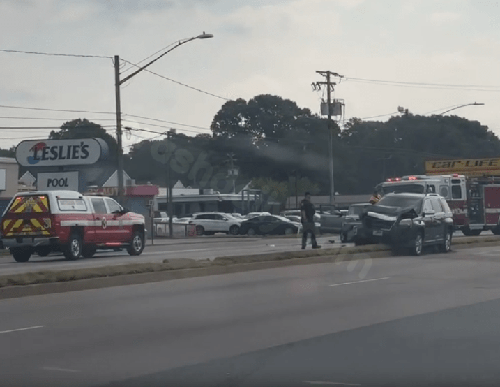 Three injured after multi-vehicle crash on East Virginia Beach Boulevard in Norfolk