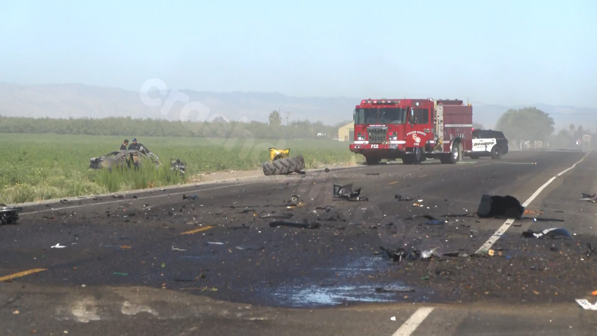 1 dead after fiery crash in Fresno County