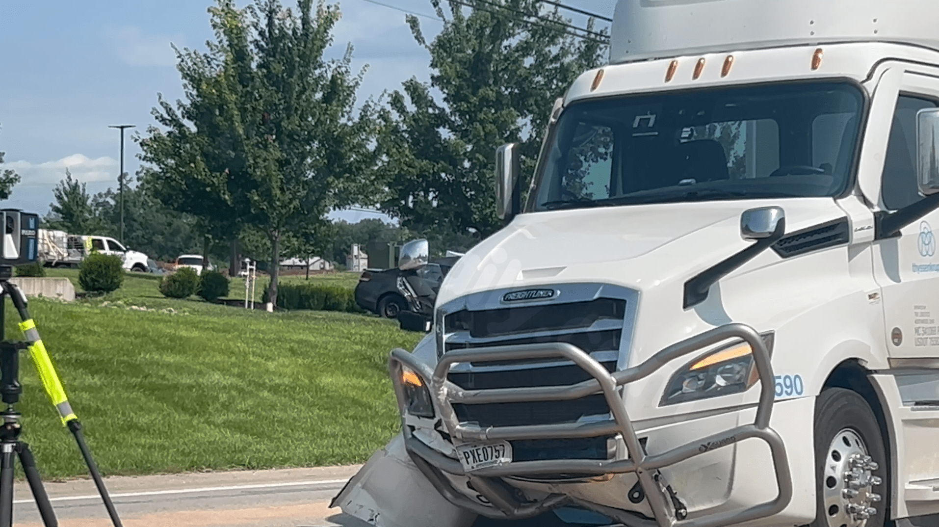 1 fighting for life in Nicholasville crash involving car, semi truck