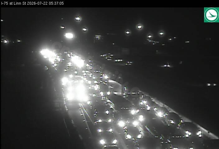 All northbound lanes on I-75 downtown exit ramp closed due to crash