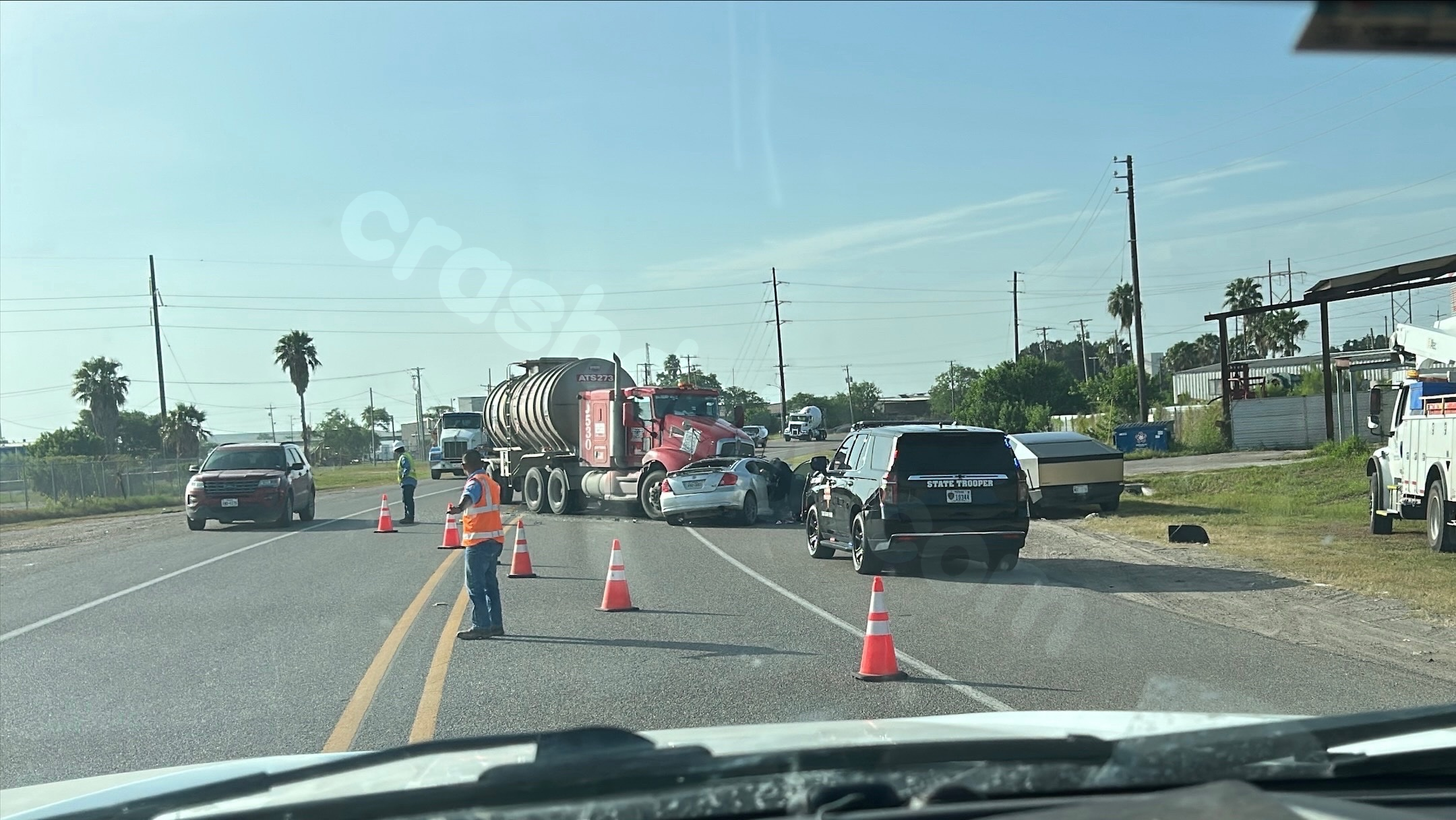 1 killed, 1 hospitalized in wrong-way crash near Brownsville: DPS