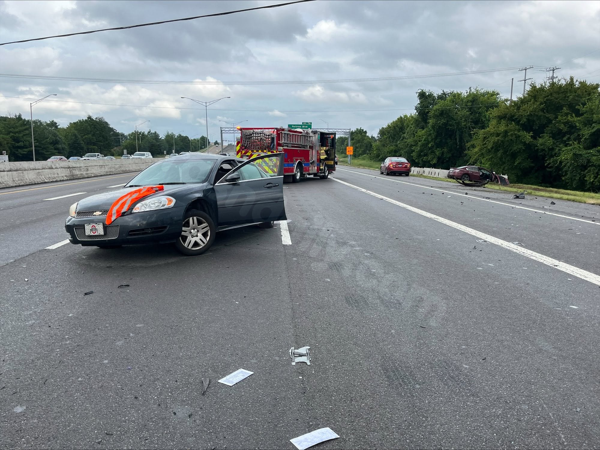 Crash temporarily shuts down I-24 in Murfreesboro