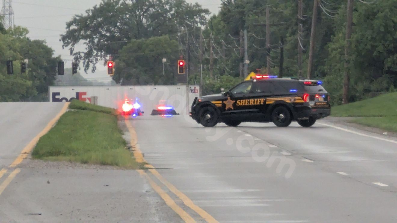 1 dead in crash on U.S. 40 in Franklin County