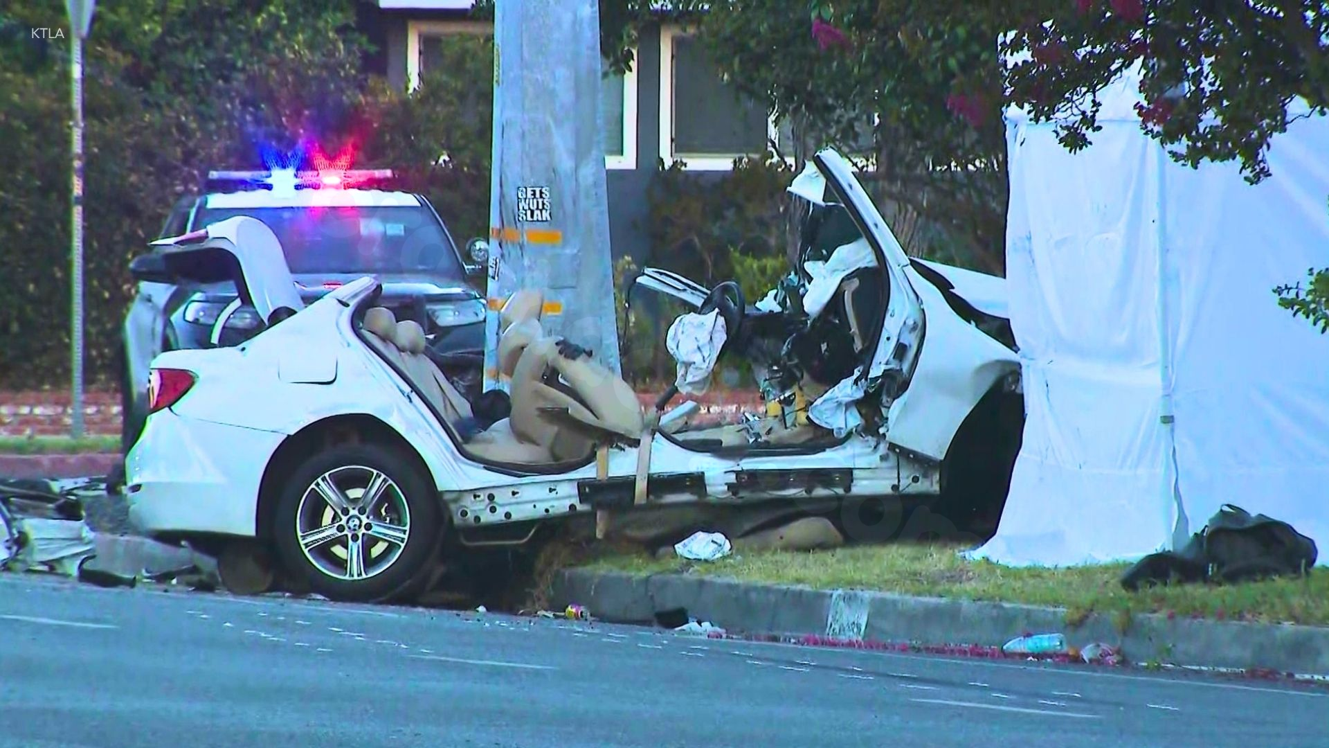 Firefighters cut roof off crushed sedan after fatal Winnetka crash